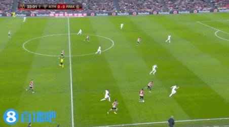 凭借西罕乌龙球险胜 切尔西重返英超前四